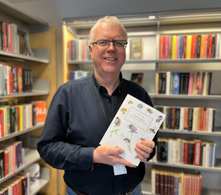 ANBEFALER: Bibliotekar Dagfinn har virkelig en liten perle på lur denne uken.
