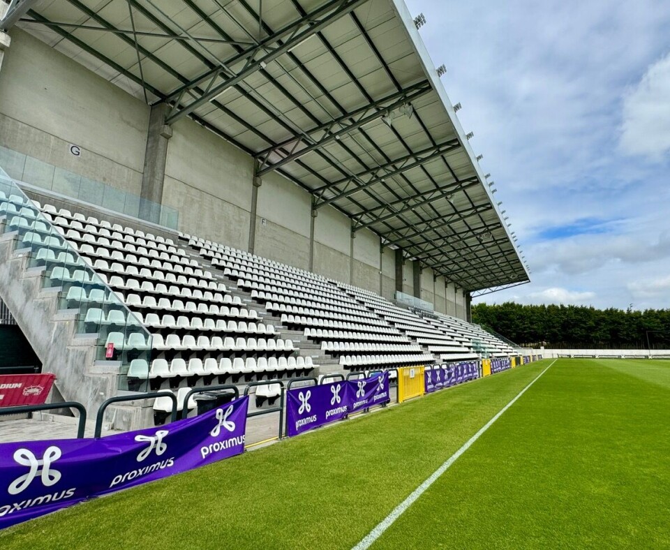 HOVEDANLEGGET: Hovedbanen har kapasitet til rundt 1.500 tilskuere