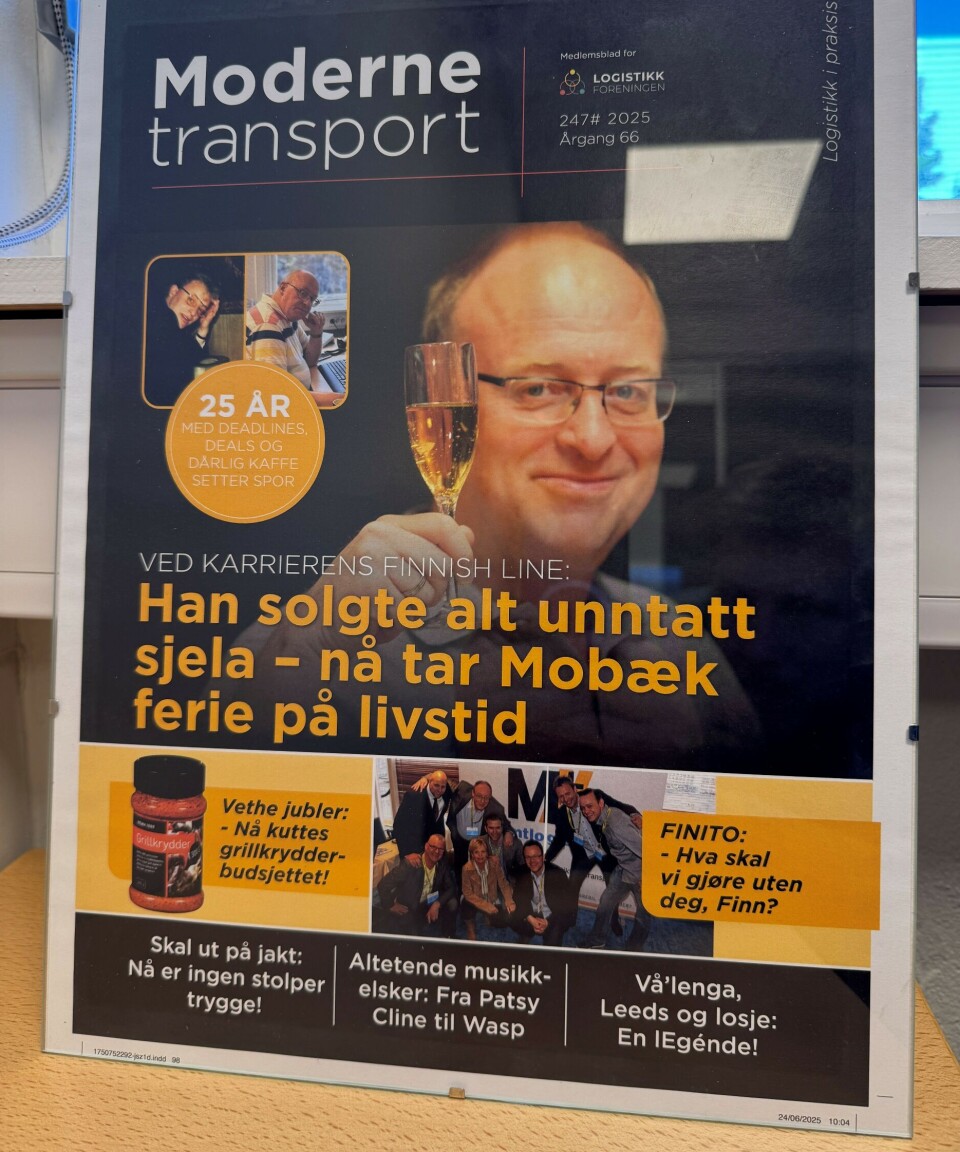 AVSKJED: På vei ut av døra fikk han med seg liten oppsummering av gode kolleger.
