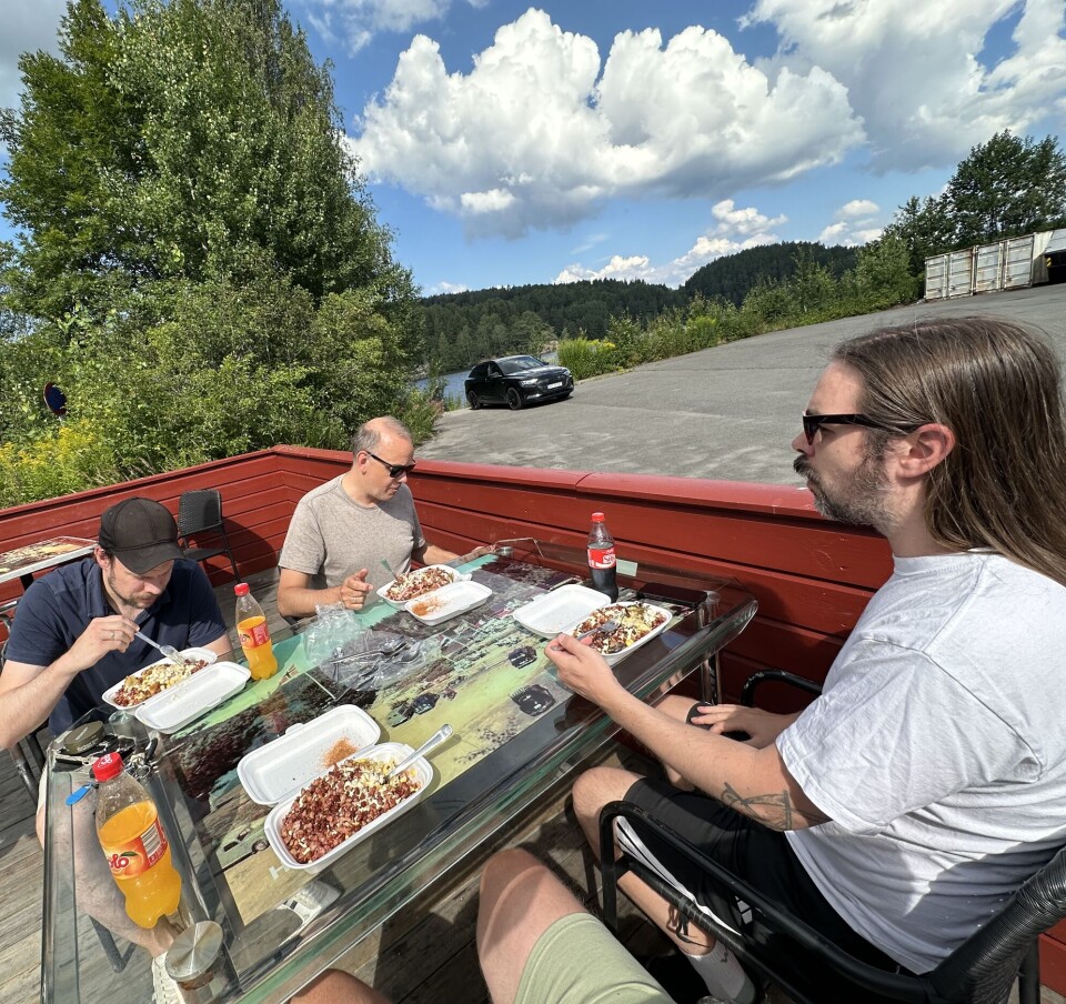 UTENRIKS: Vi har testet bakt potet på Hjulet, nesten i Oppegård. Hjulet ligger nemlig akkurat innenfor Ås kommune sine grenser.
