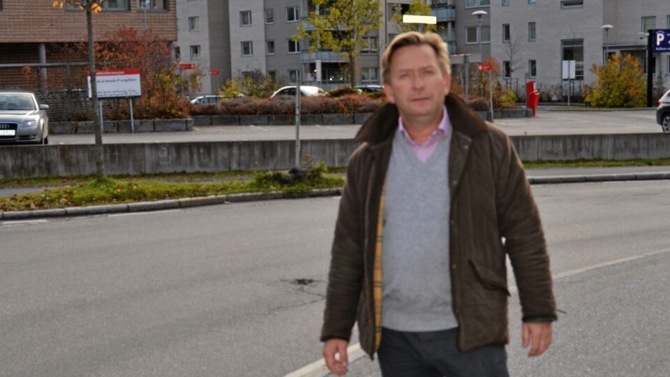 FORESLÅR: Anders Foss foreslår å erstatte dagens bygg med en høyblokk på åtte etasjer med en tilbaketrukket toppetasje og to kjelleretasjer. FORESLÅR: Anders Foss foreslår å erstatte dagens bygg med en høyblokk på åtte etasjer med en tilbaketrukket toppetasje og to kjelleretasjer.