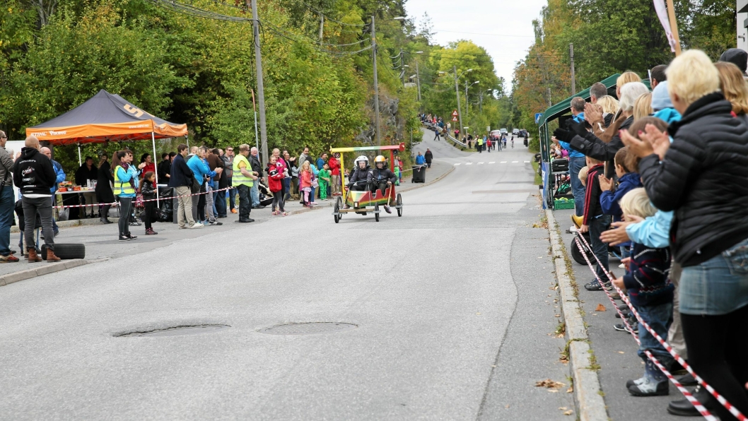 POPULÆRT: Kolbotn Grand Prix er en farts- og folkfest hvert eneste år. Dette bildet er fra en tidligere konkurranse!