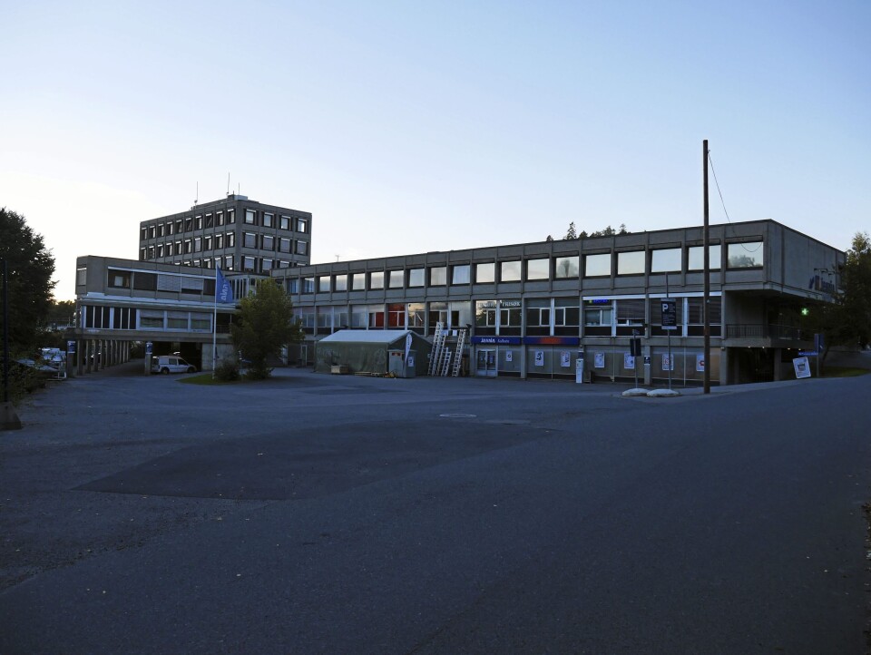 SKAL TROLIG RIVES: Det er planer om en massiv utbygging som skal erstatte Sentrumsbygget på Kolbotn på sikt. SKAL TROLIG RIVES: Det er planer om en massiv utbygging som skal erstatte Sentrumsbygget på Kolbotn på sikt.