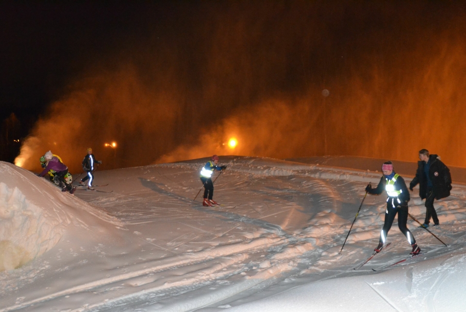HERLIG: Det er ingen tvil om at snøens ankomst blir satt svært godt pris på av skigruppens medlemmer.