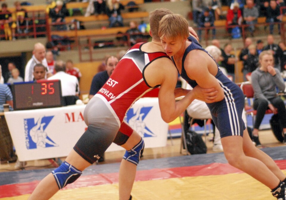 MYE SOM SKJER: Det er stor action og stor bryting i mange klasser i hallen denne helgen. MYE SOM SKJER: Det er stor action og stor bryting i mange klasser i hallen denne helgen.