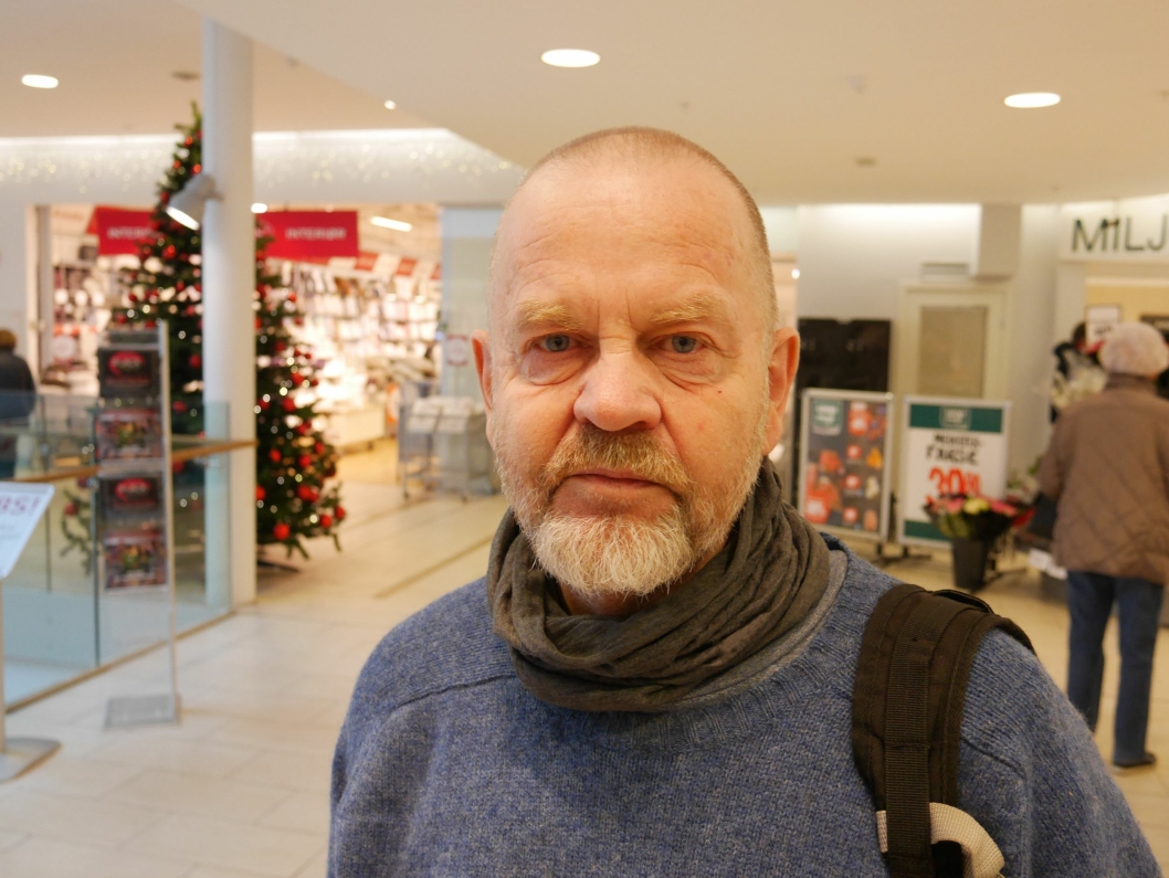 STØTTER LOKALSAMFUNNET: Bjørn Ganger fra Kolbotn har et særs bevisst forhold til lokal julehandel.