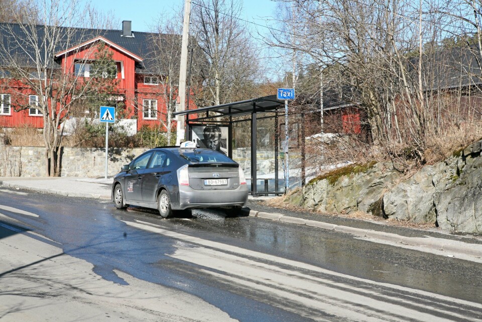 UNNTATT REGLENE: Drosjene er unntatt reglene og kan fortsatt bringe deg dit du måtte ønske å dra. UNNTATT REGLENE: Drosjene er unntatt reglene og kan fortsatt bringe deg dit du måtte ønske å dra.