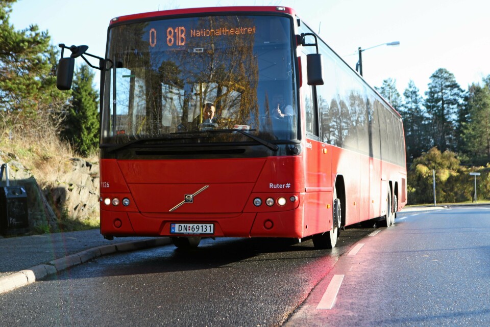 RØD OG POPULÆR: Bussen står for en stor del av kollektivreisene i Oppegård. RØD OG POPULÆR: Bussen står for en stor del av kollektivreisene i Oppegård.