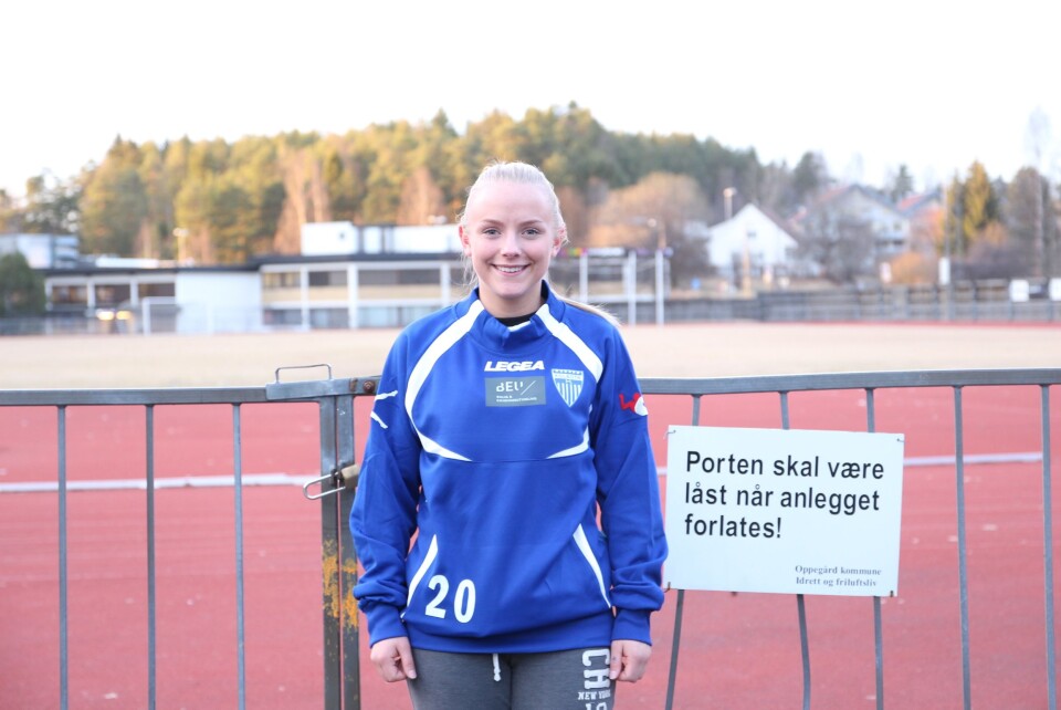 GLEDER SEG TIL FOTBALLSESONGEN: Tone Bettina Pirisi er mer enn klar for å gi alt for Kolbotn også i år! GLEDER SEG TIL FOTBALLSESONGEN: Tone Bettina Pirisi er mer enn klar for å gi alt for Kolbotn også i år!