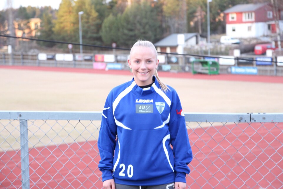 GLEDER SEG TIL FOTBALLSESONGEN: Tone Bettina Pirisi er mer enn klar for å gi alt for Kolbotn også i år! GLEDER SEG TIL FOTBALLSESONGEN: Tone Bettina Pirisi er mer enn klar for å gi alt for Kolbotn også i år!