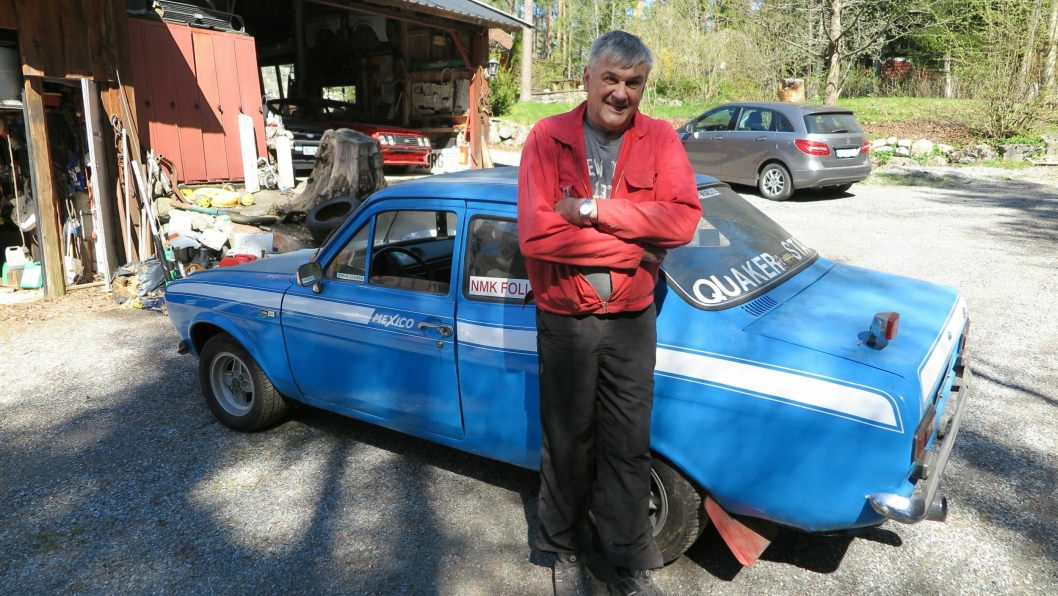 FAVORITTEN: Ford Cortina Mexico er Steinar Gjersruds favoritt, og etter 11 års restaurering nærmer den seg originalutførelsen