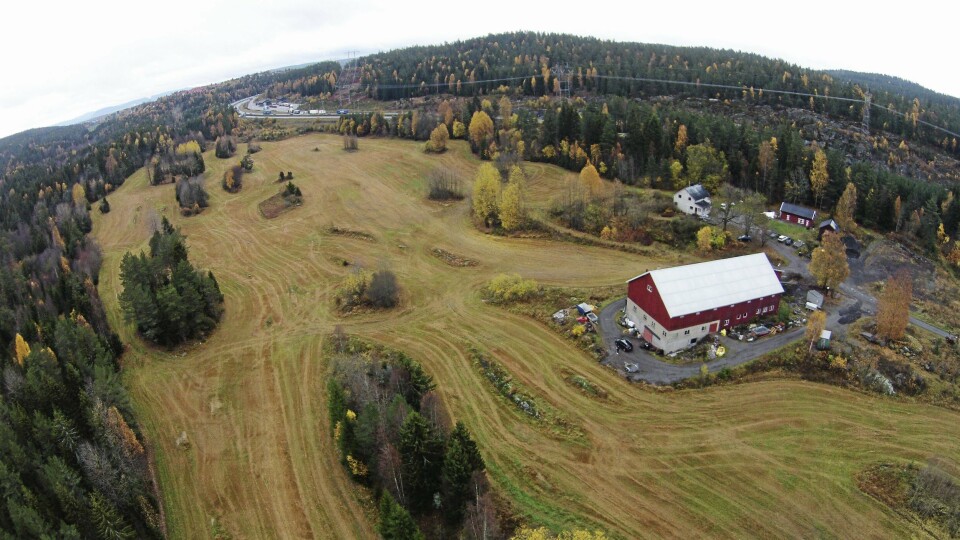 LANDLIG IDYLL TIL SKYTEBANE: Her kommer beredskapssenteret, og støyen fra det planlagte senteret bekymrer mange i kommunen. LANDLIG IDYLL TIL SKYTEBANE: Her kommer beredskapssenteret, og støyen fra det planlagte senteret bekymrer mange i kommunen.