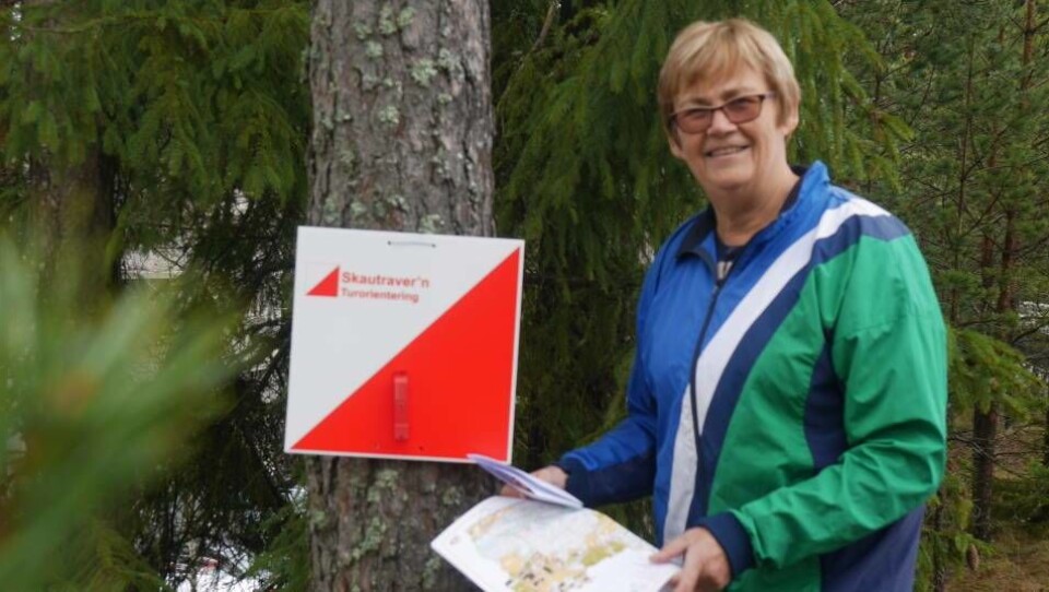 KLAR FOR HØSTSESONGEN: Nå er enda flere, spennende Skautravern-poster satt ut i Follo-naturen. Kjøp en kartpakke og bli med, er oppfordringen fra Anne Marit Færden. KLAR FOR HØSTSESONGEN: Nå er enda flere, spennende Skautravern-poster satt ut i Follo-naturen. Kjøp en kartpakke og bli med, er oppfordringen fra Anne Marit Færden.