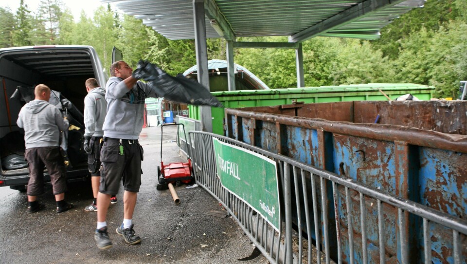 SKAL STYRKES: I gårsdagens vedtak gjorde UMP-polikerne et vedtak på å styrke gjenvinningsstasjonen på Sofiemyr. SKAL STYRKES: I gårsdagens vedtak gjorde UMP-polikerne et vedtak på å styrke gjenvinningsstasjonen på Sofiemyr.