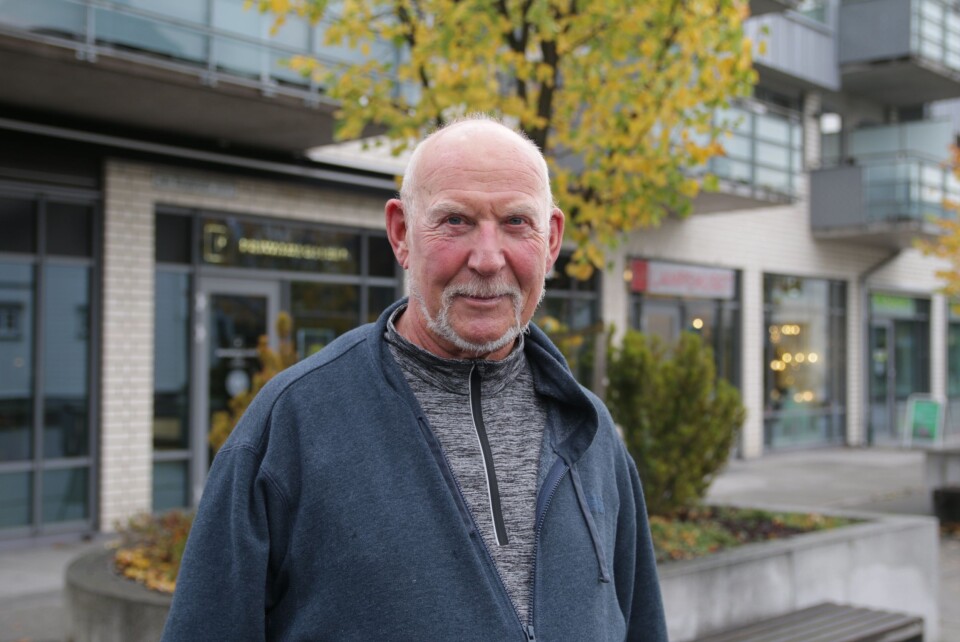 – SPILLER INGEN ROLLE: Knut Reian (73)Greverud: – For meg spiller det ingen rolle egentlig, fordi jeg bor på Greverud, så at bussen stopper der er helt greit. – SPILLER INGEN ROLLE: Knut Reian (73)Greverud: – For meg spiller det ingen rolle egentlig, fordi jeg bor på Greverud, så at bussen stopper der er helt greit.