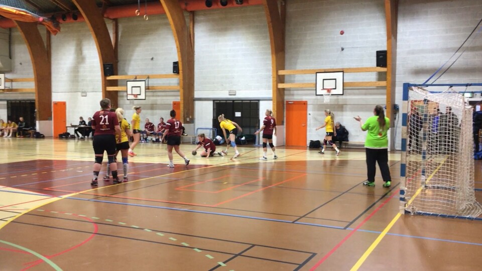 NÆRMEST USLÅELIGE: Oppegårds J33 har nok en knallsesong. Her slår de Langhus i den siste kampen i denne halvdelen av sesongen i helgen. NÆRMEST USLÅELIGE: Oppegårds J33 har nok en knallsesong. Her slår de Langhus i den siste kampen i denne halvdelen av sesongen i helgen.