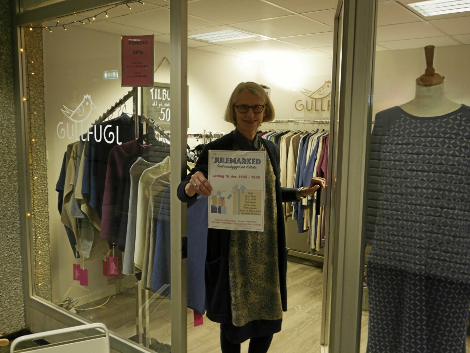 I BUTIKKEN: Elisabeth Gulling er stolt av butikken og konseptet sitt Gullfugl, og gleder seg til å vise frem både denne butikken og andres butikker på lørdag.