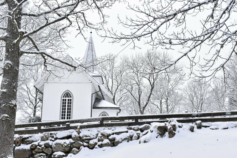 KJÆRT BARN HAR MANGE NAVN: Oppegård kirke - den alle kaller Svartskog kirke, men som ikke heter det. KJÆRT BARN HAR MANGE NAVN: Oppegård kirke - den alle kaller Svartskog kirke, men som ikke heter det.