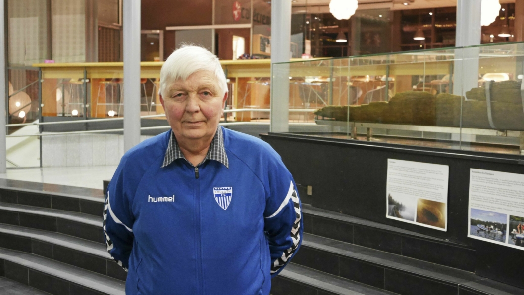 HEDRES FOR INNSATSEN: Kyrre Riis har i mange år stått utrettelig på for basketsporten i Kolbotn IL. For dette arbeidet er han nå nominert til Frivillighetsprisen.