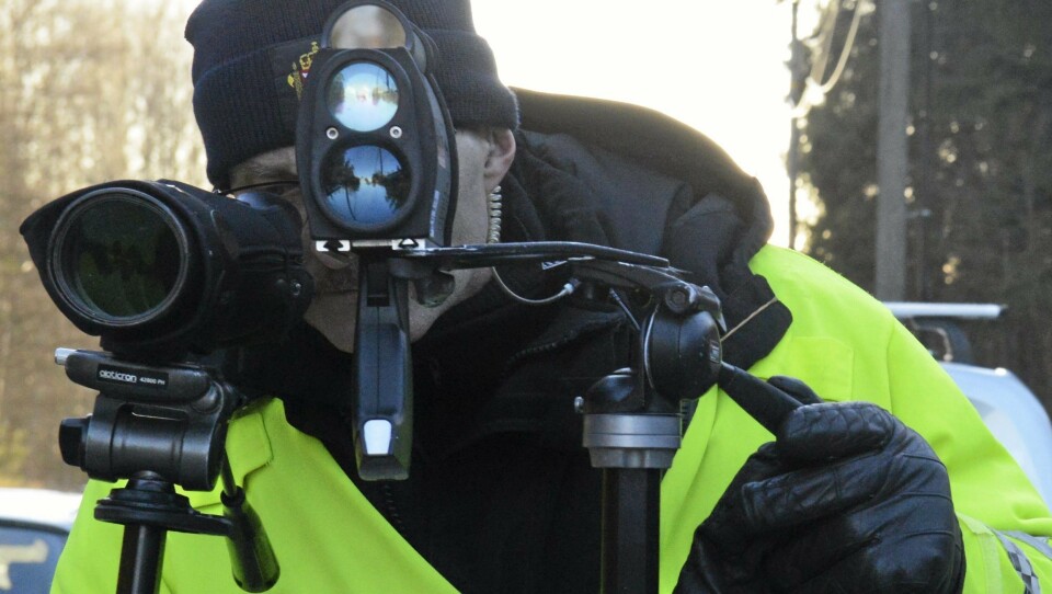UTE PÅ PATRULJE: Politiet kontrollerer langs veiene våre med jevne mellomrom. UTE PÅ PATRULJE: Politiet kontrollerer langs veiene våre med jevne mellomrom.