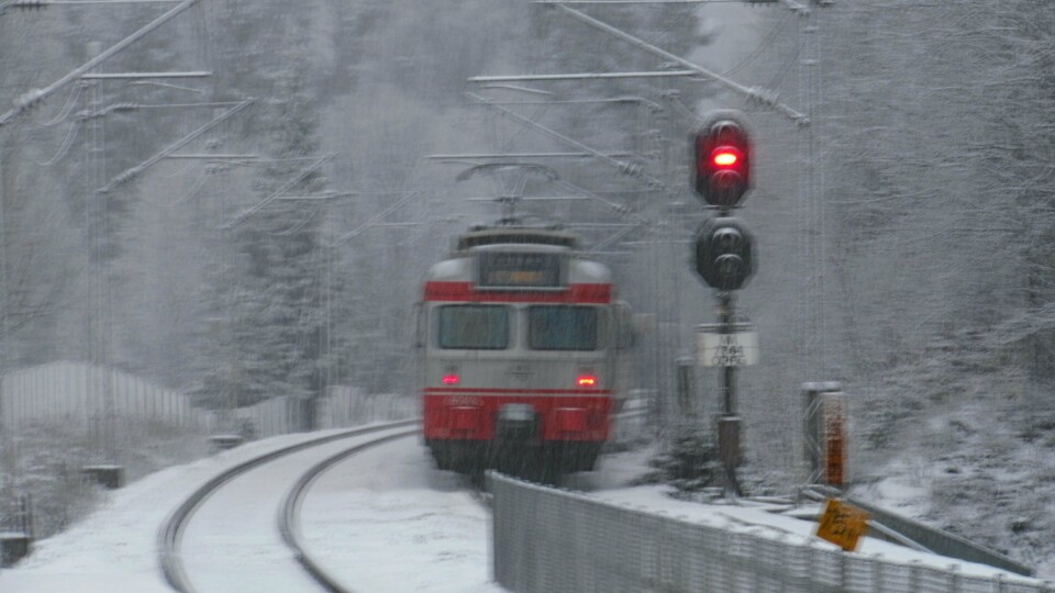 MANGE UTFORDRINGER: Denne vinteren har det vært mange utfordringer p å Østfoldbanen for tog og passasjerer. MANGE UTFORDRINGER: Denne vinteren har det vært mange utfordringer p å Østfoldbanen for tog og passasjerer.