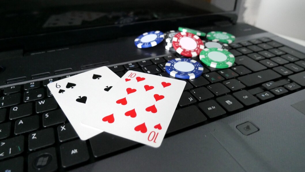 KOMMUNES BESTE: Er du Oppegårds beste pokerspiller? I kveld kan du finne det ut. KOMMUNES BESTE: Er du Oppegårds beste pokerspiller? I kveld kan du finne det ut.