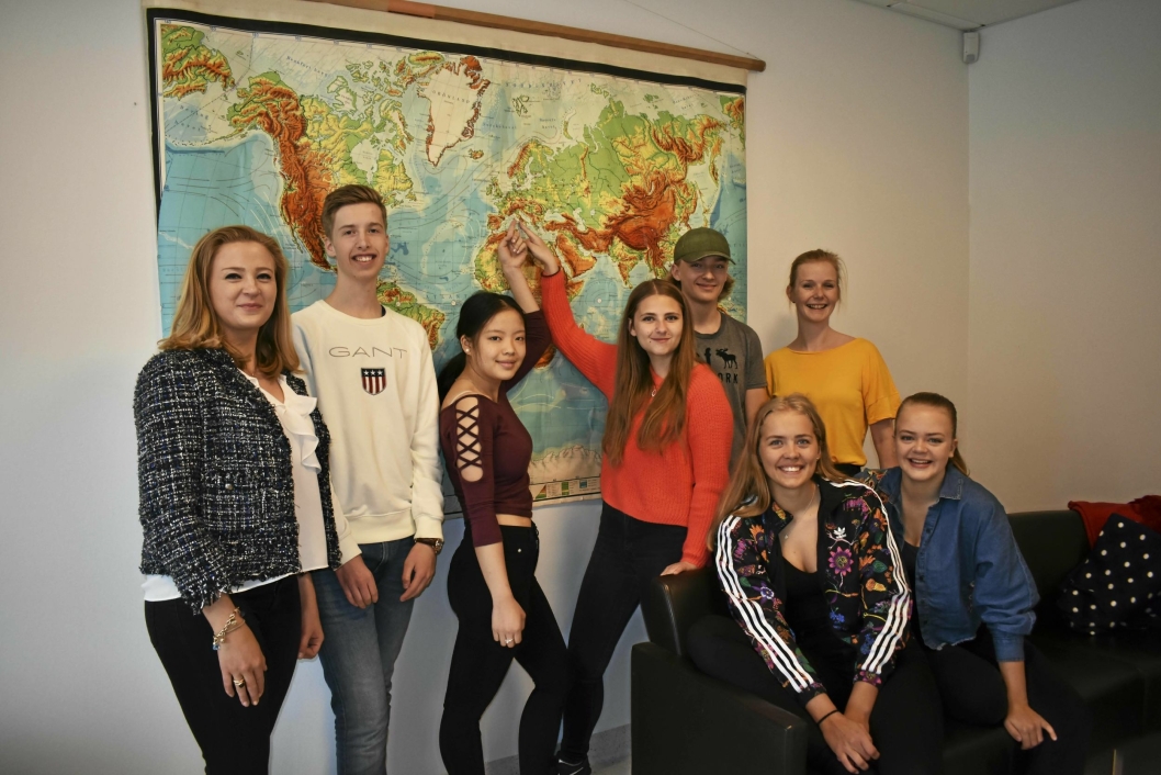 INTERNASJONALT SAMARBEID: Denne gjengen tar internasjonalt samarbeid som valgfag på Ingieråsen skole.