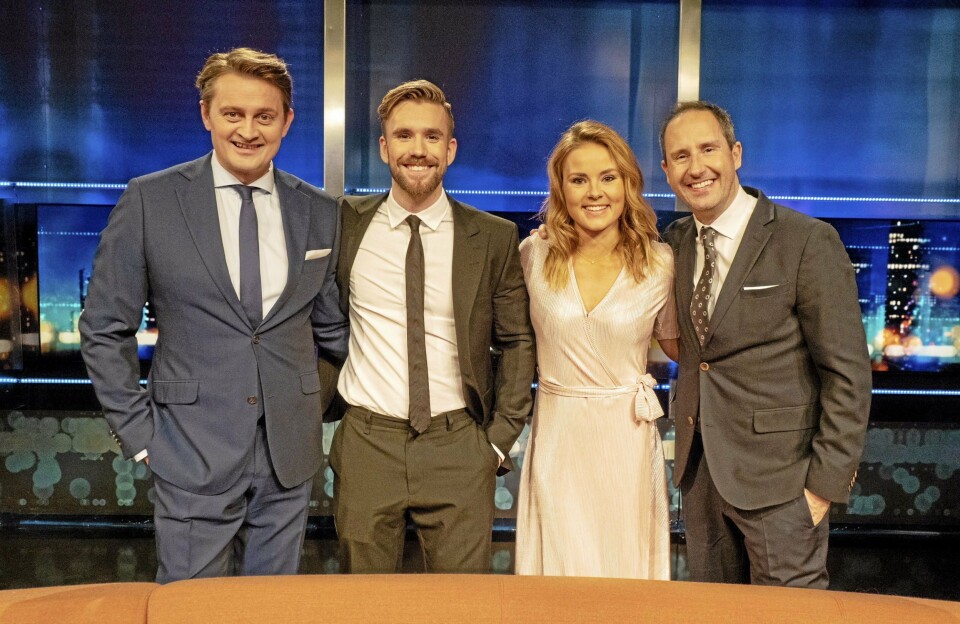 OVERTAR: Helene Olafsen og Stian Blipp tar over Senkveld fra høsten på TV 2. Da blir det «Senkveld med Stian og Helene». Her sammen med dagens programledere Thomas Numme og Harald J. Rønneberg. OVERTAR: Helene Olafsen og Stian Blipp tar over Senkveld fra høsten på TV 2. Da blir det «Senkveld med Stian og Helene». Her sammen med dagens programledere Thomas Numme og Harald J. Rønneberg.