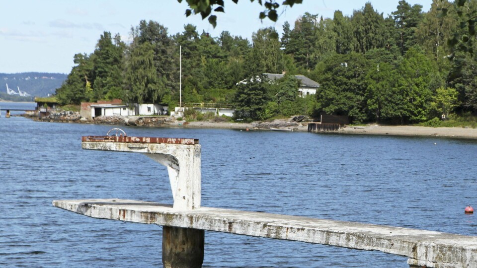 SVARTSKOG: To menn la til en privat kai i Ingierstrandveien. Bildet er et illustrasjonsbilde.