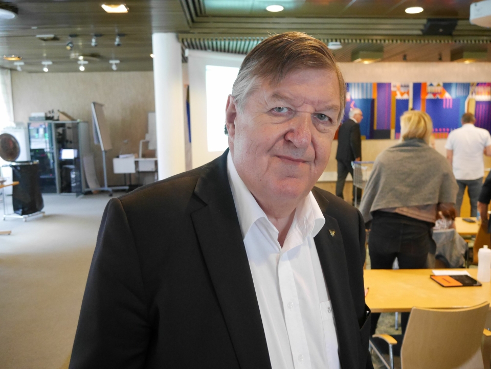 BEKLAGET: UMP-leder og varaordfører Kjell Pettersen beklaget i kommunestyret.