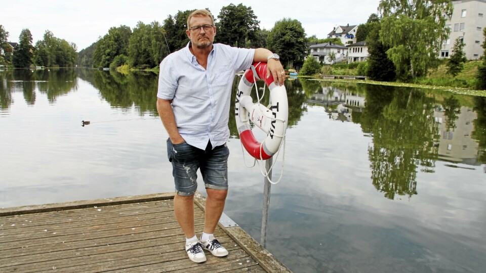 KJØPER IKKE ARGUMENTET: – Argumentet om at det er avføring fra dyr som er hovedproblemet til forurensning av Kolbotnvannet, må være feil. Det er jevnlig utslipp av kloakk som er grunnlaget for forurensningen av Kolbotnvannet, sier Tom Christensen. KJØPER IKKE ARGUMENTET: – Argumentet om at det er avføring fra dyr som er hovedproblemet til forurensning av Kolbotnvannet, må være feil. Det er jevnlig utslipp av kloakk som er grunnlaget for forurensningen av Kolbotnvannet, sier Tom Christensen.