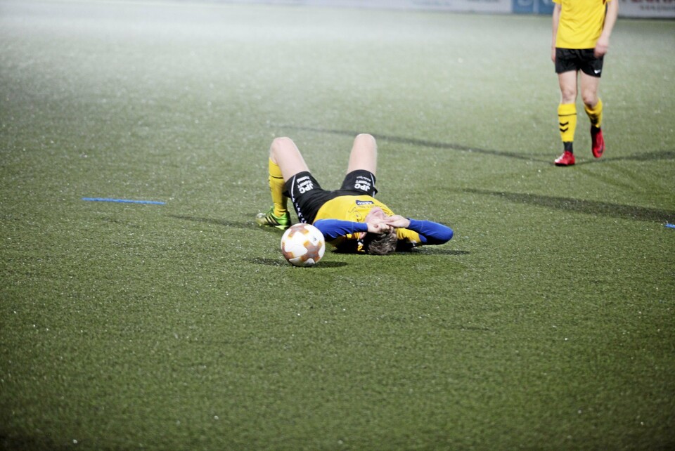 0-1: Tøff start på kampen for Alv Kåre Rasmussen og Oppegård. 0-1: Tøff start på kampen for Alv Kåre Rasmussen og Oppegård.