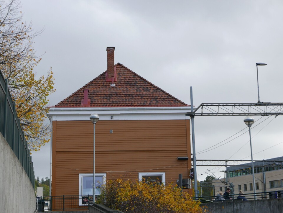 NÅ: Slik ser taket nå. Bildet viser taket fra vest. NÅ: Slik ser taket nå. Bildet viser taket fra vest.