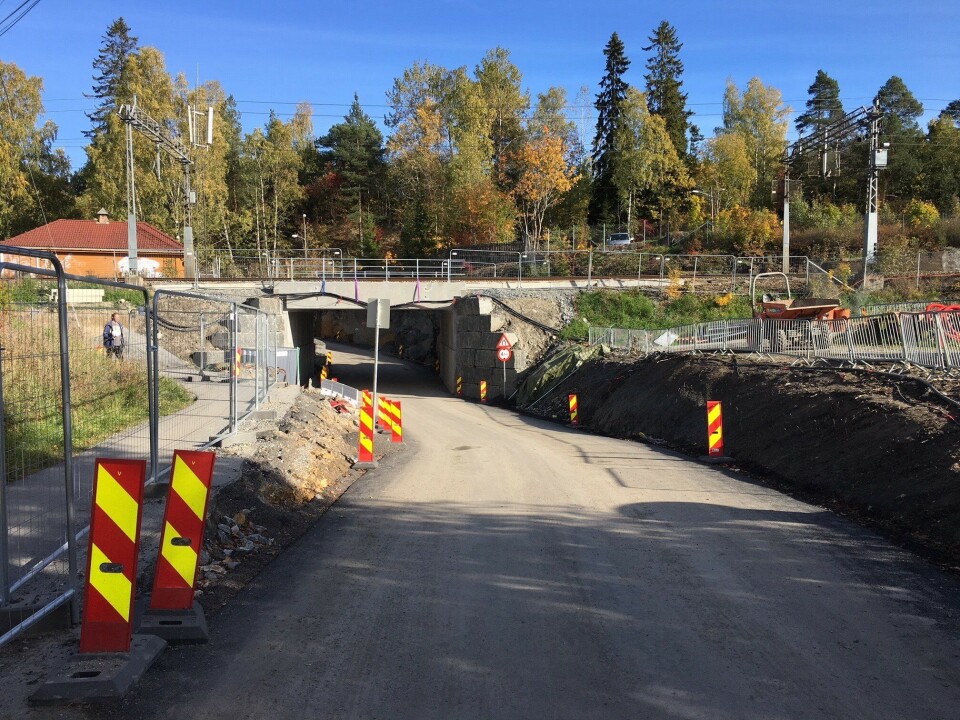 FRA 2,7 TIL 4,1 METER: Kulverten ved krysset i Theodor Hansens vei og Solbråtanveien har blitt senket ned og utvidet fra 2,7 til 4,1 meter i høyde. FRA 2,7 TIL 4,1 METER: Kulverten ved krysset i Theodor Hansens vei og Solbråtanveien har blitt senket ned og utvidet fra 2,7 til 4,1 meter i høyde.