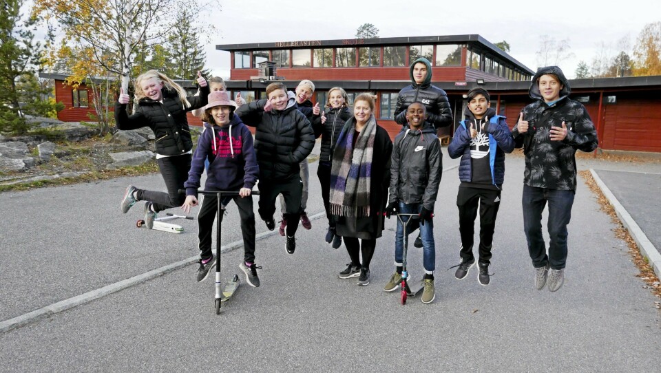 LEVERTE TOPPRESULTATER: Hellerasten skole har gjort det veldig fra på årets nasjonale prøver. Spesielt bra har 9. trinn prestert i regning. Silja Germeten, fungerende rektor ved Hellerasten skole, er glad og stolt av de gode resultatene på skolen. LEVERTE TOPPRESULTATER: Hellerasten skole har gjort det veldig fra på årets nasjonale prøver. Spesielt bra har 9. trinn prestert i regning. Silja Germeten, fungerende rektor ved Hellerasten skole, er glad og stolt av de gode resultatene på skolen.