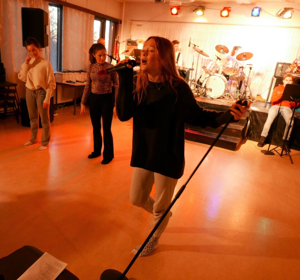 OPPTRER I FLERE ROLLER: Ingrid Tørnby synger, danser og spiller skuespill. OPPTRER I FLERE ROLLER: Ingrid Tørnby synger, danser og spiller skuespill.