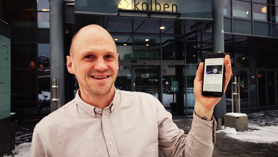 NYTT TILBUD: Kulturhuskonsulent Tore Gjedrem i Kolben testet den nye appen torsdag denne uken.