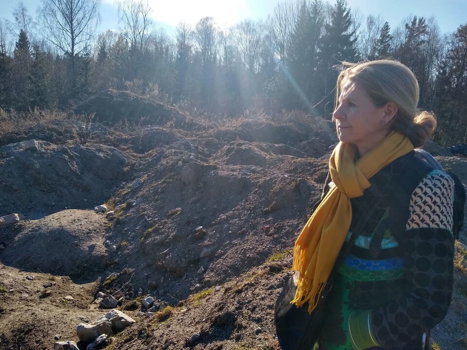 MASSELAGRING I TVERRVEIEN. MASSELAGRING I TVERRVEIEN.