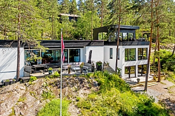 Artisten skylder på alderdom - selger villa på Svartskog til 17,5 millioner