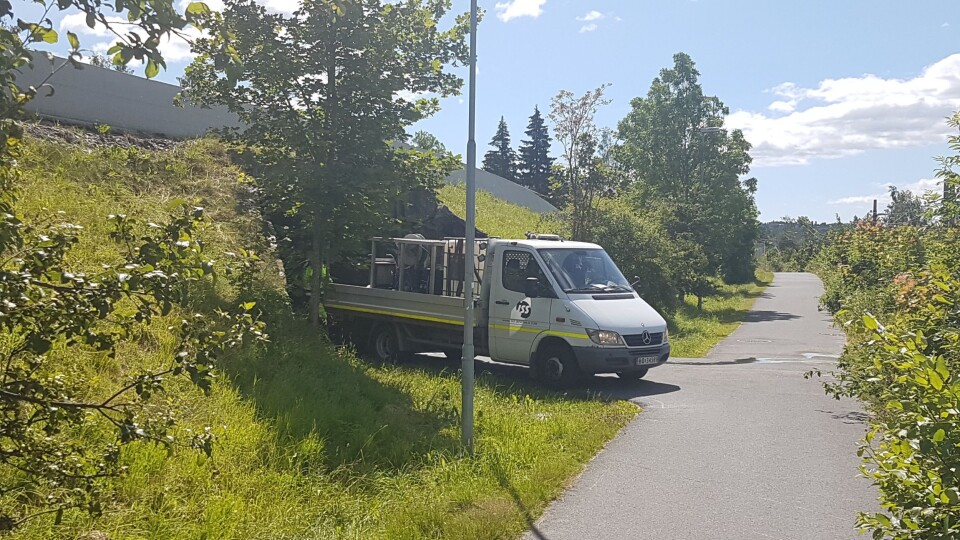 FJERNET TAGGING PÅ KOLBOTN: Fire dager senere ble det også fjernet tagging i undergangen ved Kiwi Kolbotn i Skiveien. FJERNET TAGGING PÅ KOLBOTN: Fire dager senere ble det også fjernet tagging i undergangen ved Kiwi Kolbotn i Skiveien.