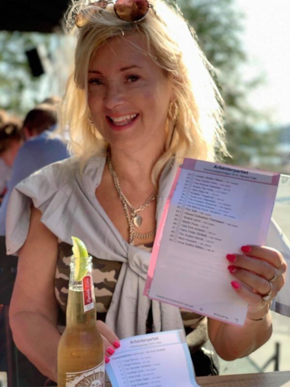 VAR LISTEKANDIDAT FOR AP I NORDRE FOLLO: Tine C. Holm, var listekandidat for Ap i Nordre Follo. Hun er også journalist, norsklærer og blogger med eget nettsted, helsetine.no VAR LISTEKANDIDAT FOR AP I NORDRE FOLLO: Tine C. Holm, var listekandidat for Ap i Nordre Follo. Hun er også journalist, norsklærer og blogger med eget nettsted, helsetine.no