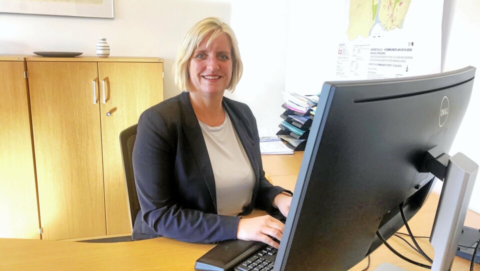 ORIENTERER OM KOSTNADSØKNING: Rådmann Monica Lysebo. ORIENTERER OM KOSTNADSØKNING: Rådmann Monica Lysebo.