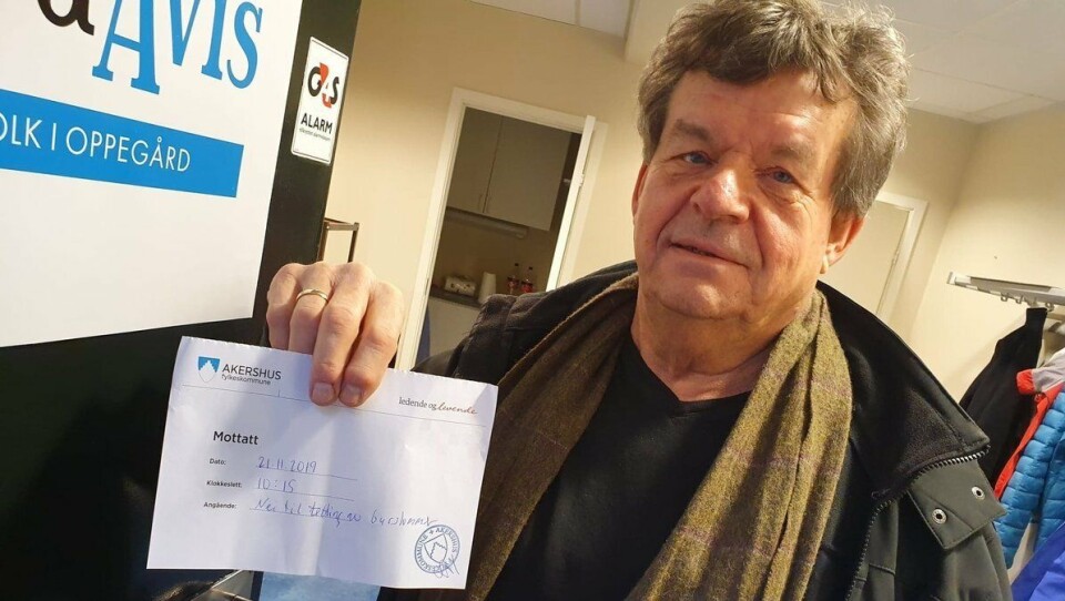 800 UNDERSKRIFTER: Eirik Storjordet, som står bak innbyggerinitiativet mot fjerning av busslommer i Sønsterudveien, har samlet inn rundt 800 underskrifter i saken hvorav 537 digitale. 800 UNDERSKRIFTER: Eirik Storjordet, som står bak innbyggerinitiativet mot fjerning av busslommer i Sønsterudveien, har samlet inn rundt 800 underskrifter i saken hvorav 537 digitale.