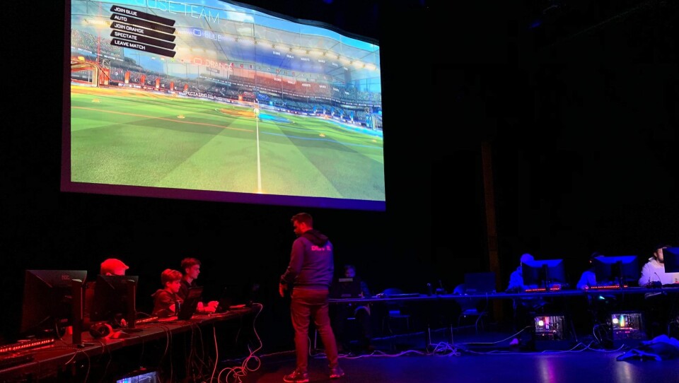 HARD KONKURRANSE: Nordre Follo e-sportlag tapte knepent for Driv i «Rocket League»-turneringen i Kolben i helgen. HARD KONKURRANSE: Nordre Follo e-sportlag tapte knepent for Driv i «Rocket League»-turneringen i Kolben i helgen.