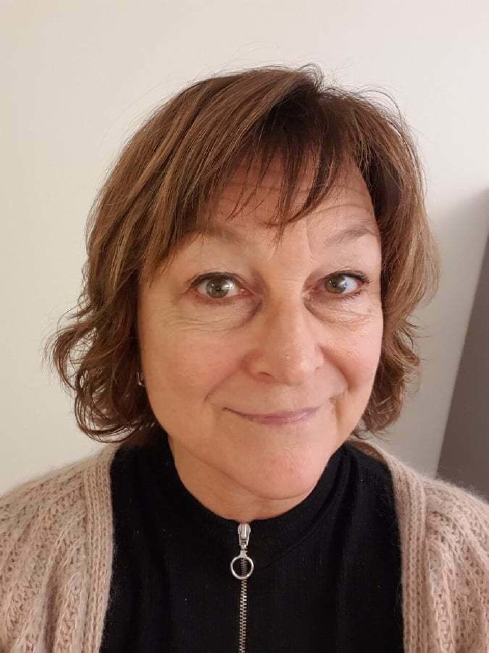 – LIKE MIDDAGER I HELE OPPEGÅRD: – Middagene blir levert fra ISS og er det samme som blir servert ved de øvrige sykehjemmene i tidligere Oppegård kommune, sier virksomhetsleder på Høyås bo- og rehabiliteringssenter, Kristine Lund. – LIKE MIDDAGER I HELE OPPEGÅRD: – Middagene blir levert fra ISS og er det samme som blir servert ved de øvrige sykehjemmene i tidligere Oppegård kommune, sier virksomhetsleder på Høyås bo- og rehabiliteringssenter, Kristine Lund.