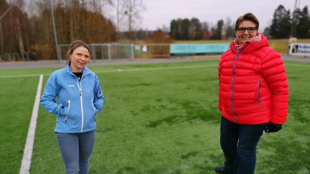 HOLD AVSTAND: – Det beste hadde vært om alle fulgte de nasjonale myndighetenes instrukser. Det gjør vi i Nordre Follo, sier Camilla Hille, som sammen med ordfører Hanne Opdan oppfordrer til å bruke anleggene innenfor de gjeldende smittevernreglene. HOLD AVSTAND: – Det beste hadde vært om alle fulgte de nasjonale myndighetenes instrukser. Det gjør vi i Nordre Follo, sier Camilla Hille, som sammen med ordfører Hanne Opdan oppfordrer til å bruke anleggene innenfor de gjeldende smittevernreglene.