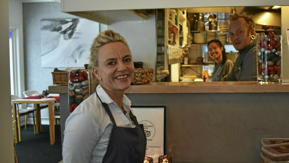 SAVNER RESTAURANTEN: Helene Jahren savner gjester og kollegaer på Gamle Tårnhuset. SAVNER RESTAURANTEN: Helene Jahren savner gjester og kollegaer på Gamle Tårnhuset.