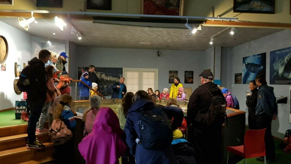 DRØBAK AKVARIUM: Over 20 barn storkoste seg på besøk i Drøbak Akvarium sist søndag. DRØBAK AKVARIUM: Over 20 barn storkoste seg på besøk i Drøbak Akvarium sist søndag.