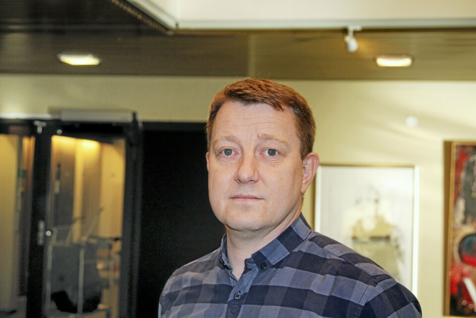 RENOVERES: –Heldigvis er det nå bevilget penger til å kunne gjennomføre en full renovering av taktekkingen på Sofiemyrhallens tak, sier Hogne Haug. RENOVERES: –Heldigvis er det nå bevilget penger til å kunne gjennomføre en full renovering av taktekkingen på Sofiemyrhallens tak, sier Hogne Haug.