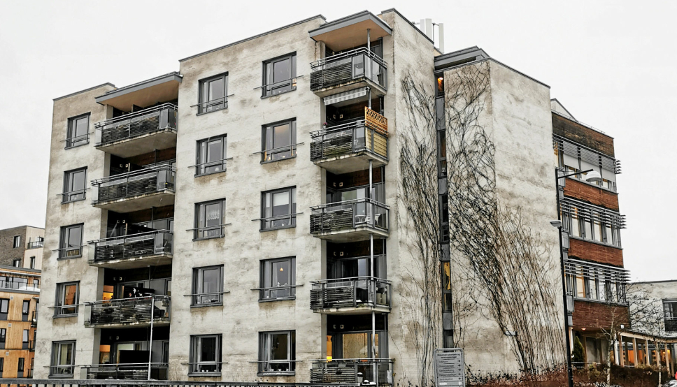35 LEILIGHETER: Omsorgsboligene, som holder til i Harriet Backers vei 32 på Oppegård, ligger i nabobygget til Greverud sykehjem og har 35 leiligheter, fordelt på fem etasjer. Foto: Oppegård Avis